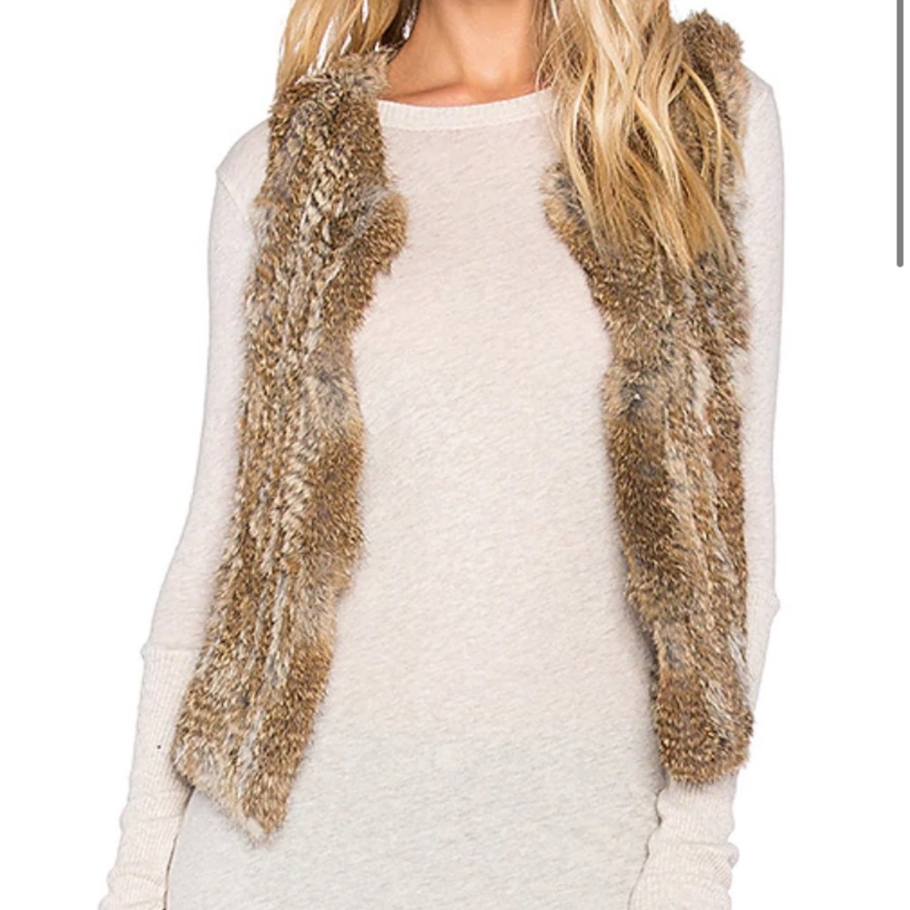 525 luxury fur vest NWOT